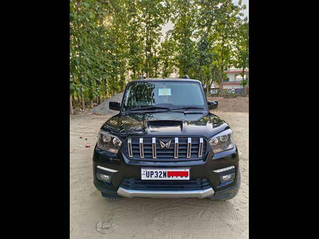 Second Hand Mahindra Scorpio S11 MT 7S CC in Lucknow