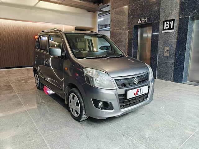 Second Hand Maruti Suzuki Wagon R 1.0 [2014-2019] VXI in Ahmedabad