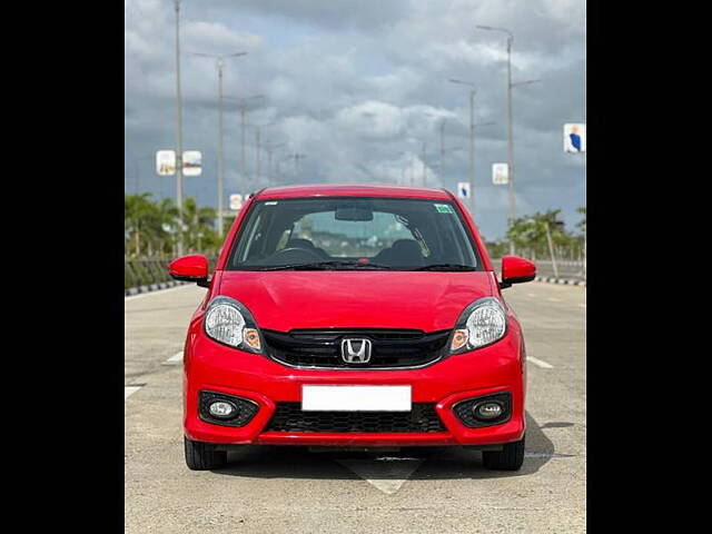 Second Hand Honda Brio VX AT in Surat