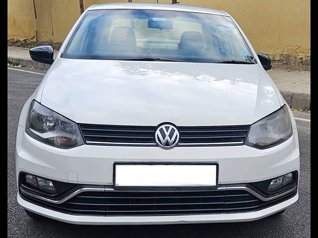 Second Hand Volkswagen Ameo Highline1.2L Plus (P) 16 Alloy [2017-2018] in Delhi