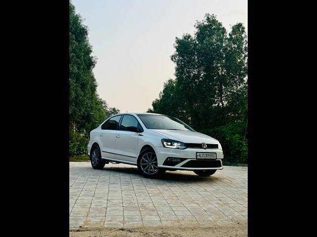 Second Hand Volkswagen Vento Highline Plus 1.0L TSI Automatic in Ahmedabad