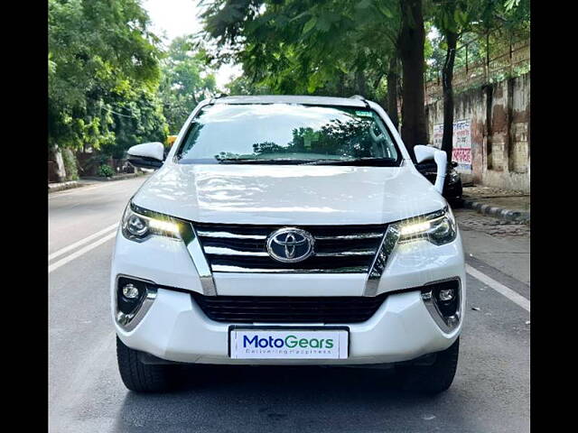 Second Hand Toyota Fortuner [2016-2021] 2.8 4x2 MT [2016-2020] in Delhi