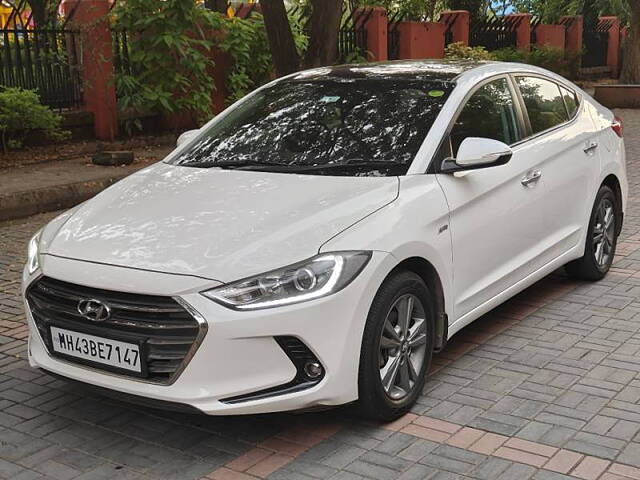 Second Hand Hyundai Elantra SX (O) 1.5 AT in Navi Mumbai