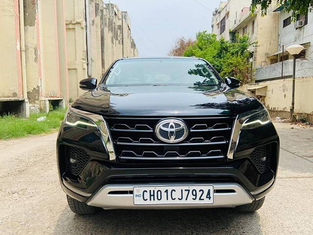 Second Hand Toyota Fortuner 4X4 AT 2.8 Diesel in Delhi