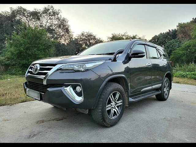 Second Hand Toyota Fortuner [2016-2021] 2.8 4x2 MT [2016-2020] in Delhi