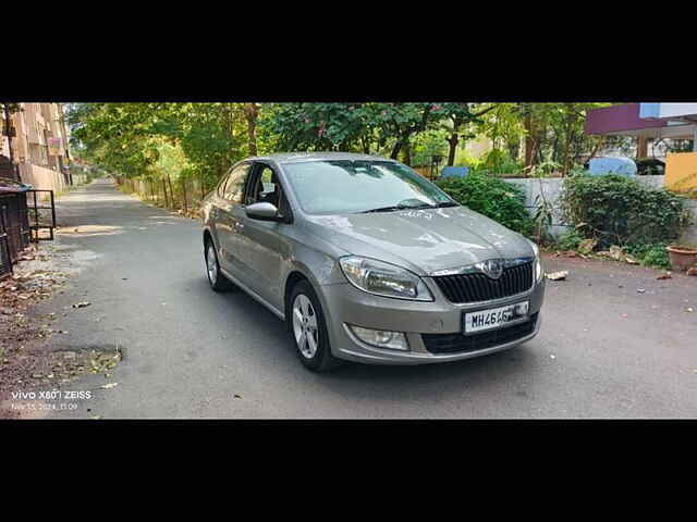 Second Hand Skoda Rapid [2014-2015] 1.5 TDI CR Ambition AT with Alloy Wheels in Pune