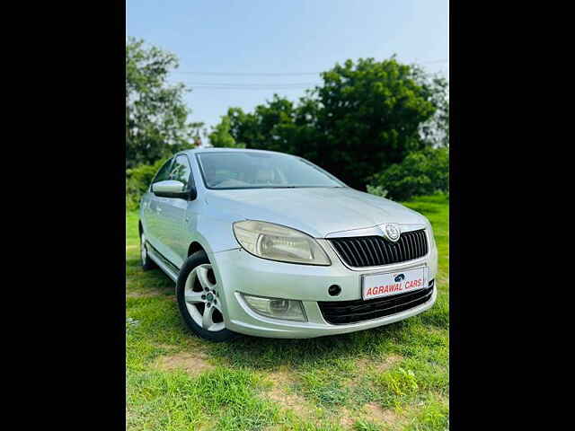 Second Hand Skoda Rapid [2011-2014] Ambition 1.6 TDI CR MT in Vadodara