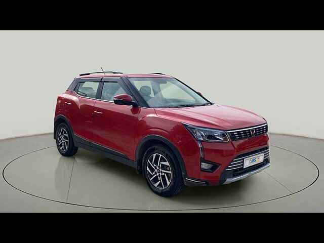 Second Hand Mahindra XUV300 [2019-2024] W8 (O) 1.2 Petrol AMT in Pune