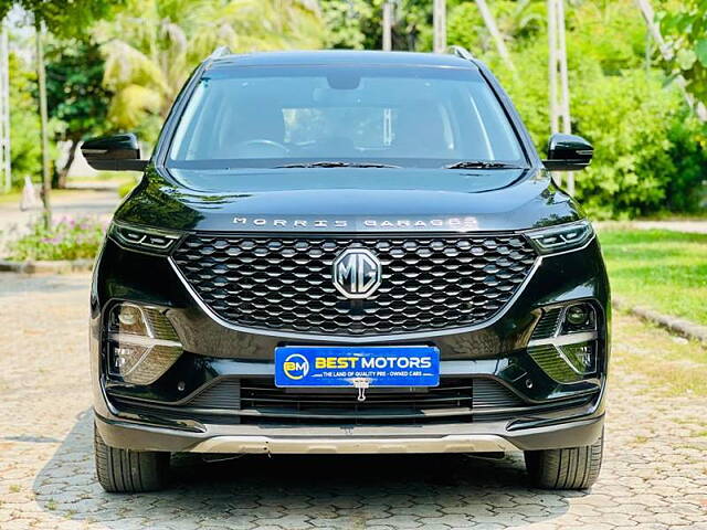 Second Hand MG Hector Plus [2020-2023] Select 2.0 Diesel Turbo MT 7-STR in Ahmedabad