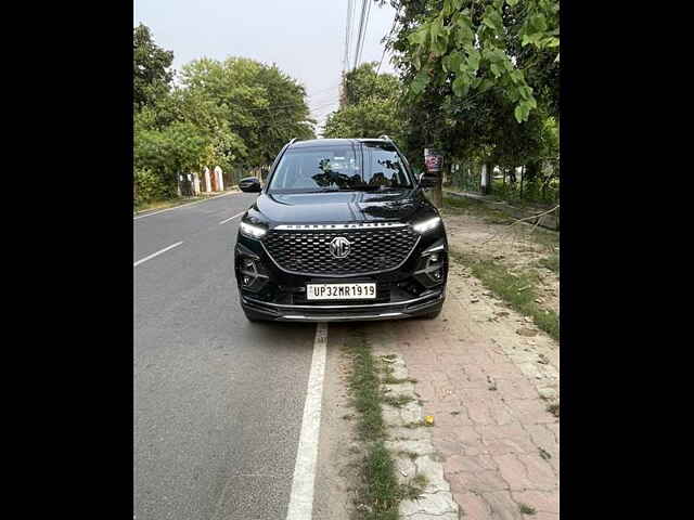 Second Hand MG Hector Plus Sharp 2.0 Diesel Turbo MT 6-STR in Lucknow