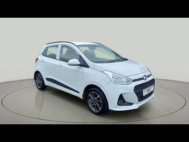 Second Hand Hyundai Grand i10 Sportz (O) AT 1.2 Kappa VTVT [2017-2018] in Surat