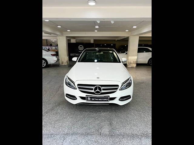 Second Hand Mercedes-Benz C-Class [2014-2018] C 220 CDI Avantgarde in Delhi