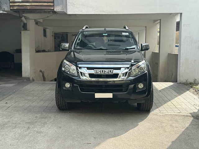 Second Hand Isuzu D-Max V-Cross [2016-2018] 4x4 in Hyderabad