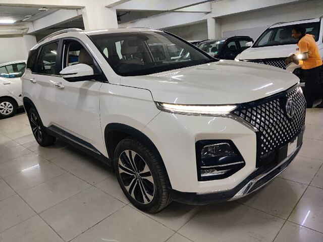 Second Hand MG Hector Plus Sharp Pro 1.5 Turbo Petrol CVT 6 STR [2023] in Ahmedabad