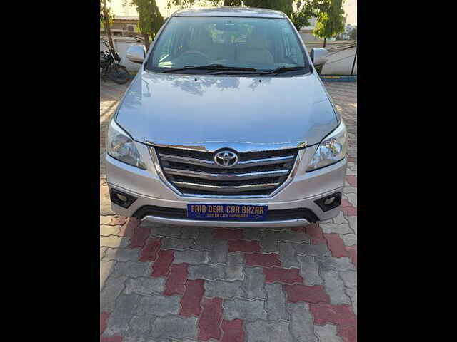 Second Hand Toyota Innova [2013-2014] 2.5 VX 8 STR BS-III in Ludhiana