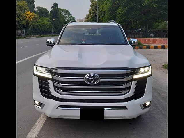 Second Hand Toyota Land Cruiser ZX Diesel in Delhi