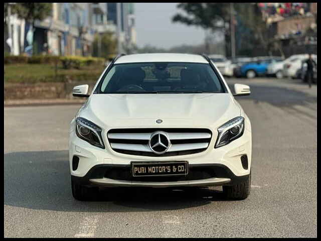 Second Hand Mercedes-Benz GLA [2017-2020] 200 d Sport in Delhi