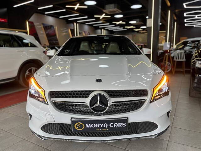 Second Hand Mercedes-Benz CLA [2015-2016] 200 Petrol Sport  (CBU) in Mumbai