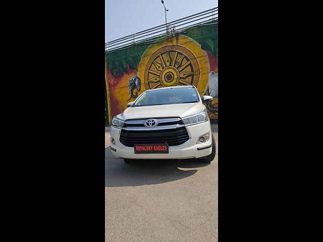 Second Hand Toyota Innova Crysta [2016-2020] 2.4 V Diesel in Lucknow