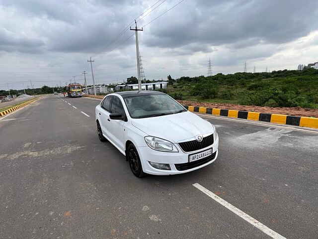 Second Hand Skoda Rapid [2011-2014] Ambition 1.6 TDI CR MT in Hyderabad