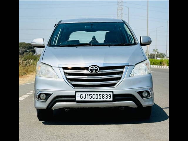 Second Hand Toyota Innova [2013-2014] 2.5 VX 8 STR BS-III in Surat