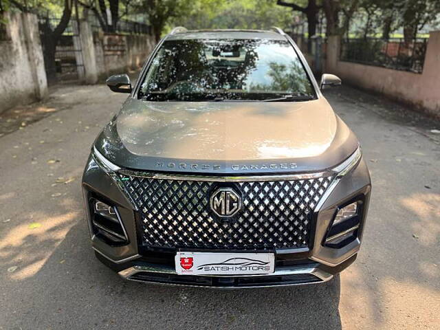 Second Hand MG Hector Plus Savvy Pro 1.5 Turbo Petrol CVT 6 STR in Delhi