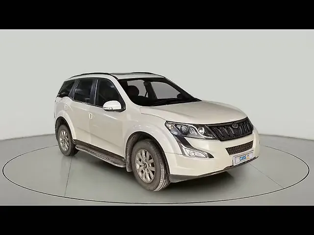 Second Hand Mahindra XUV500 [2015-2018] W10 AT 1.99 in Vadodara