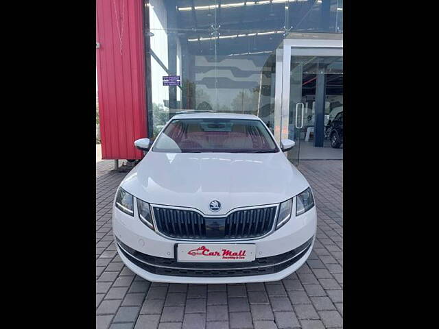 Second Hand Skoda Octavia [2017-2021] 1.8 TSI Style Plus AT [2017] in Nashik