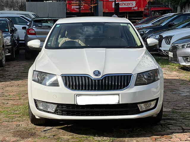 Second Hand Skoda Octavia [2013-2015] Active 2.0 TDI CR in Kolkata