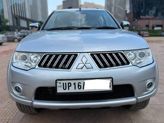 Second Hand Mitsubishi Pajero Sport 2.5 MT in Delhi