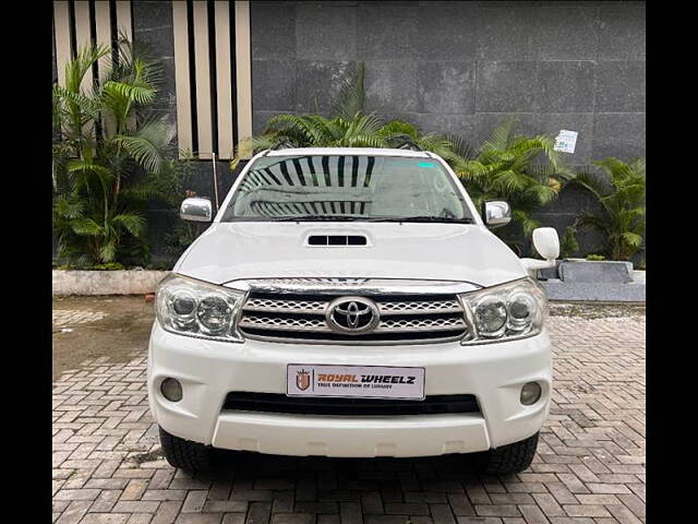 Second Hand Toyota Fortuner [2009-2012] 3.0 MT in Nagpur