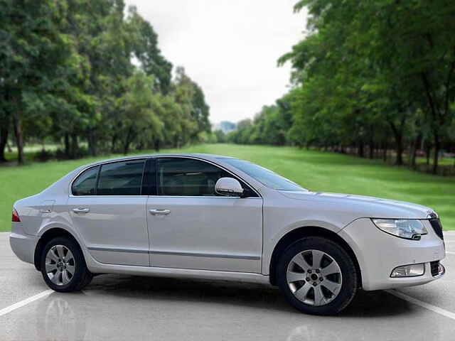 Second Hand Skoda Superb [2014-2016] Elegance TSI AT in Delhi