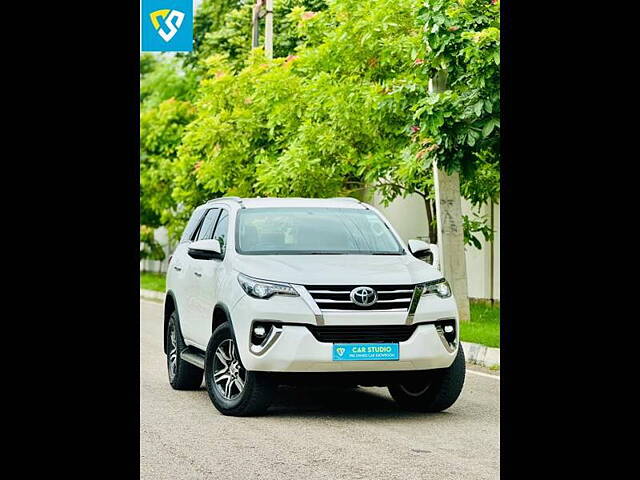 Second Hand Toyota Fortuner [2016-2021] 2.8 4x2 AT [2016-2020] in Mohali