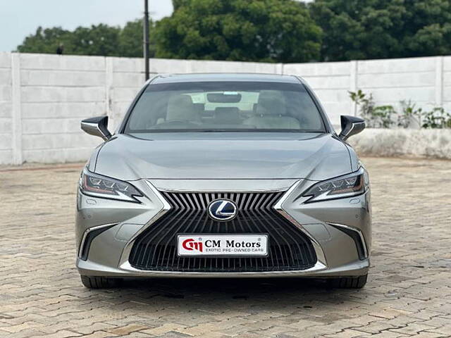 Second Hand Lexus ES 300h Luxury [2020-2021] in Ahmedabad