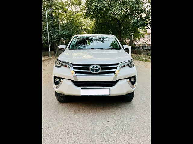 Second Hand Toyota Fortuner [2016-2021] 2.8 4x4 AT in Delhi