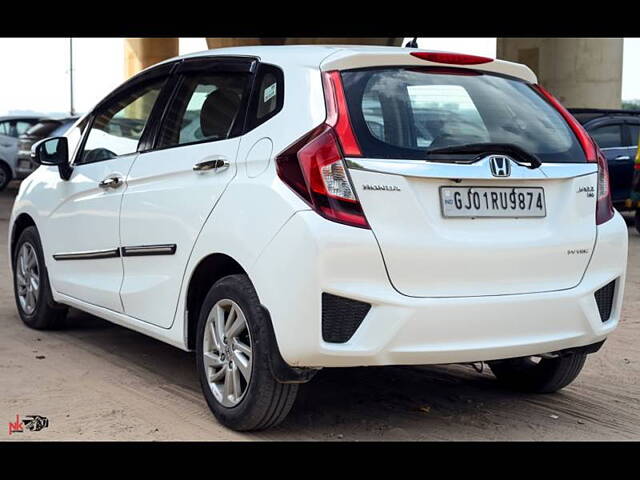 Second Hand Honda Jazz [2015-2018] V AT Petrol in Ahmedabad