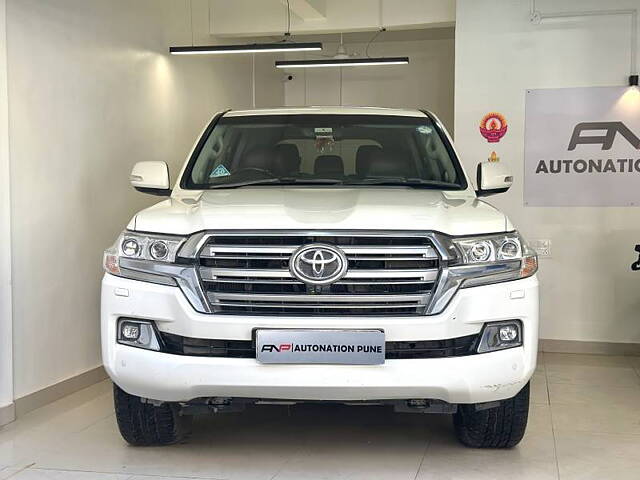 Second Hand Toyota Land Cruiser [2011-2015] LC 200 VX in Pune