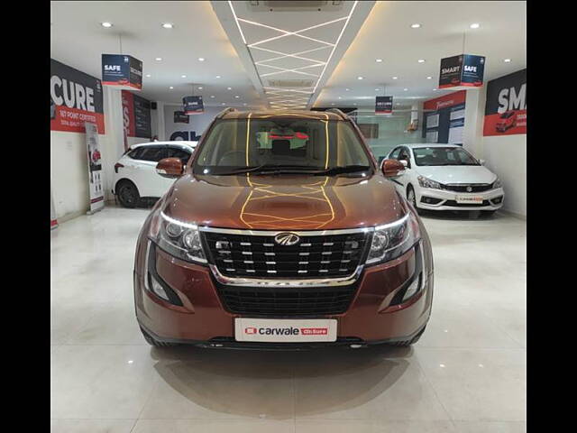 Second Hand Mahindra XUV500 W11 in Kanpur