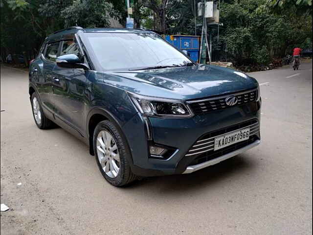 Second Hand Mahindra XUV300 [2019-2024] W8 1.2 Petrol [2019] in Bangalore