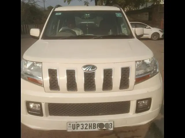 Second Hand Mahindra TUV300 [2015-2019] T8 in Kanpur