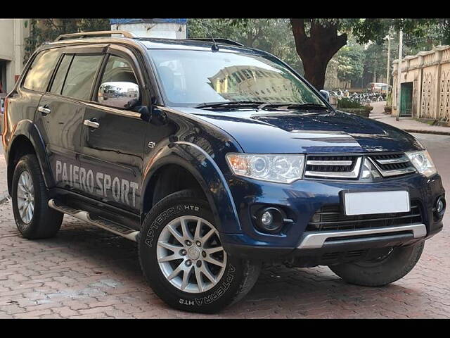 Second Hand Mitsubishi Pajero Sport 2.5 AT in Mumbai