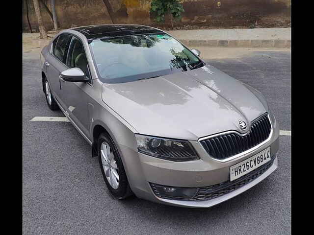 Second Hand Skoda Octavia [2013-2015] Style 1.8 TSI AT in Delhi