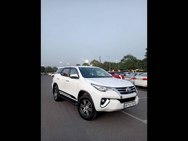 Second Hand Toyota Fortuner [2016-2021] 2.8 4x2 AT [2016-2020] in Chandigarh