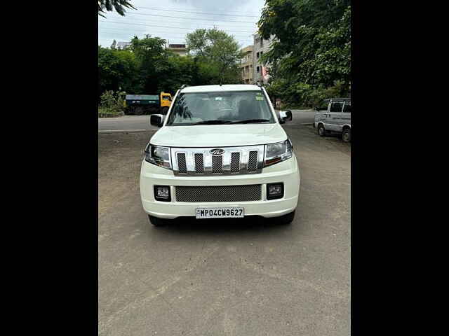 Second Hand Mahindra TUV300 T10 in Bhopal