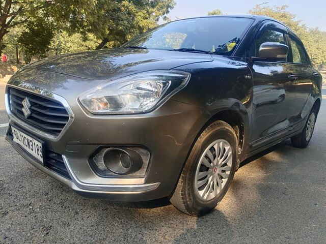 Second Hand Maruti Suzuki Dzire [2017-2020] VXi AMT in Delhi