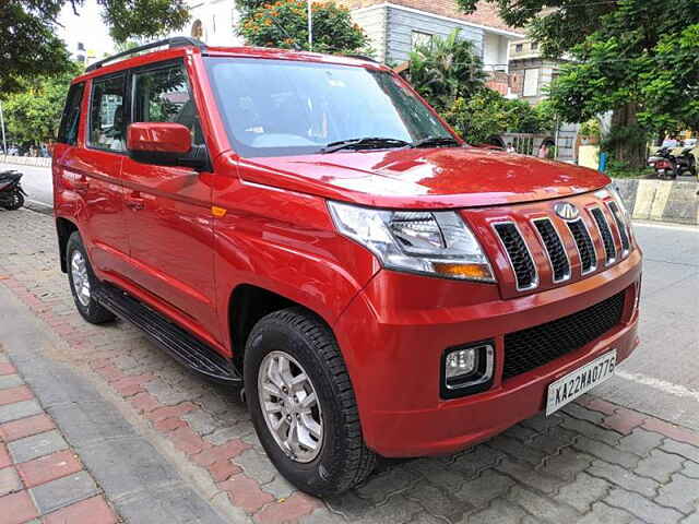 Second Hand Mahindra TUV300 [2015-2019] T8 AMT in Bangalore