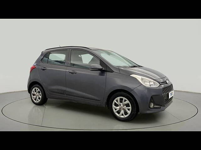 Second Hand Hyundai Grand i10 Sportz (O) 1.2 Kappa VTVT [2017-2018] in Delhi