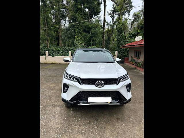 Second Hand Toyota Fortuner Legender 2.8 4X4 AT in Bangalore