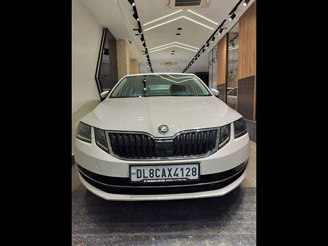 Second Hand Skoda Octavia 1.8 TSI Style Plus AT [2017] in दिल्ली