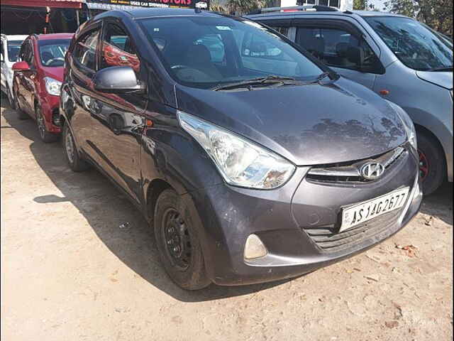 Second Hand Hyundai Eon Magna + in Guwahati